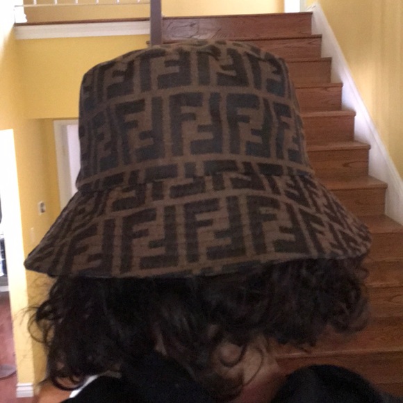 Bucket hat - Picture 2 of 5